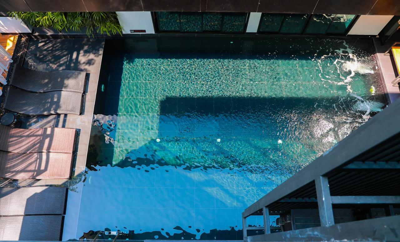 Bed Chiangmai Gate- Adults Only Hotel Chiang Mai Exterior foto